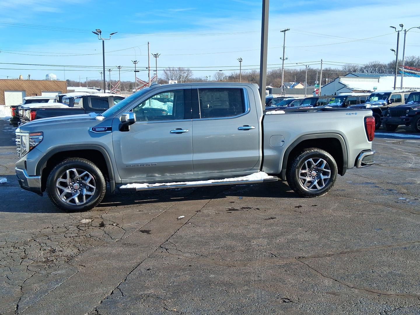 2026 GMC Sierra 1500 SLT
