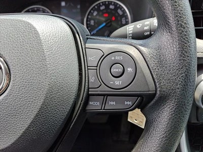 2022 Toyota RAV4 Hybrid LE