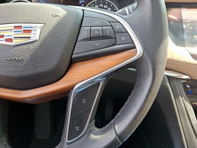 2017 Cadillac XT5 Platinum AWD