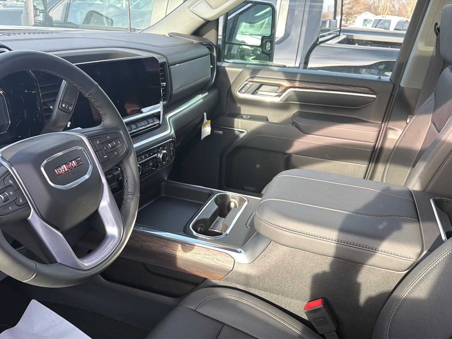 2025 GMC Sierra 2500 HD SLT