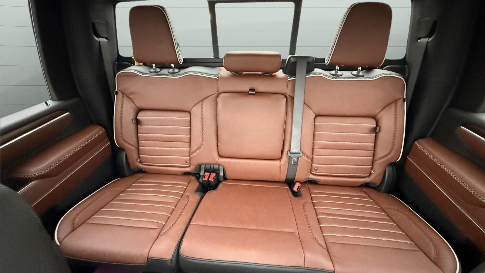 2025 GMC Sierra 3500 HD Denali Ultimate