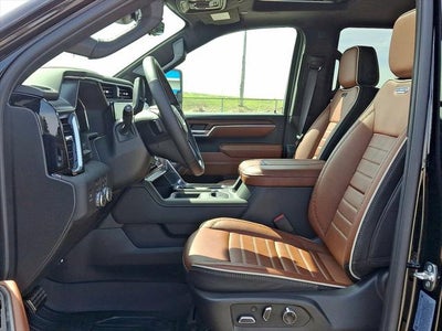 2025 GMC Sierra 3500 HD Denali Ultimate