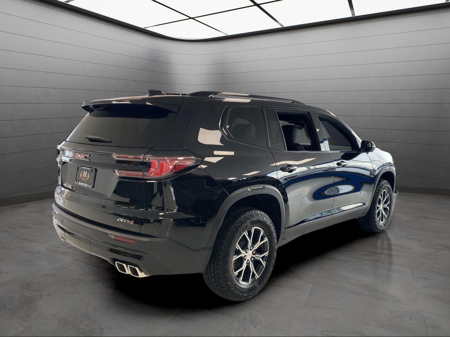 2025 GMC Acadia AT4