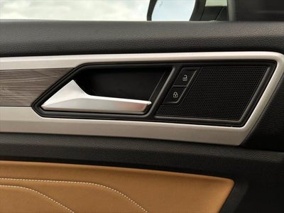 2021 Volkswagen Atlas Cross Sport 2.0T SE w/Technology