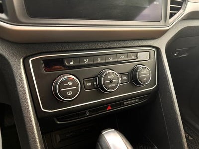 2021 Volkswagen Atlas Cross Sport 2.0T SE w/Technology
