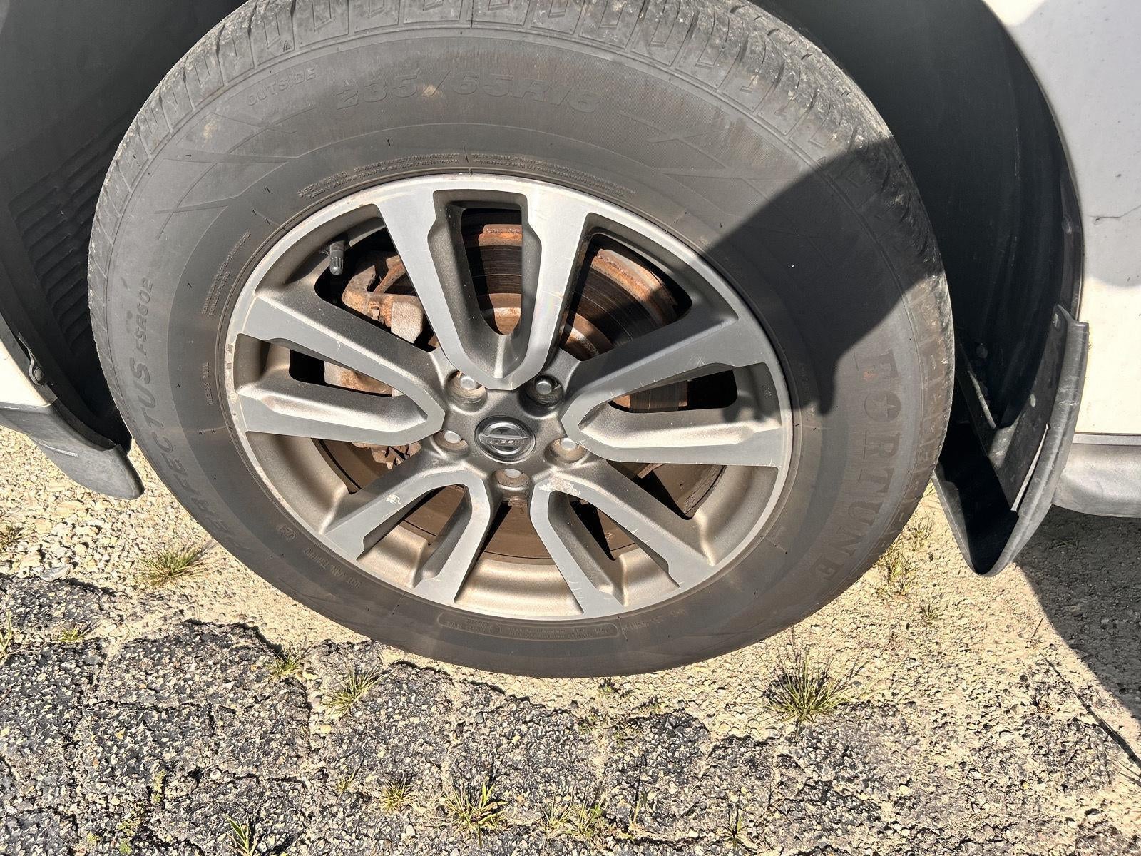 2013 Nissan Pathfinder SV