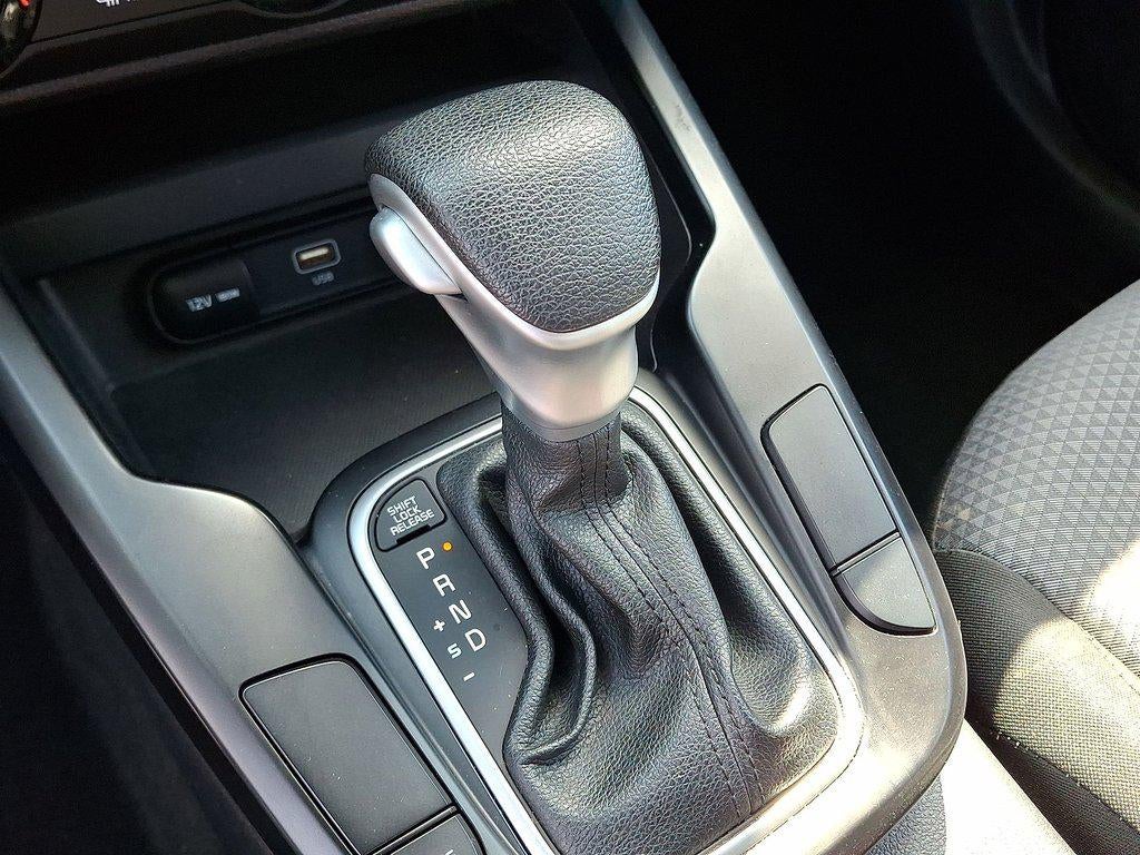 2023 Kia Soul LX - Photo 12