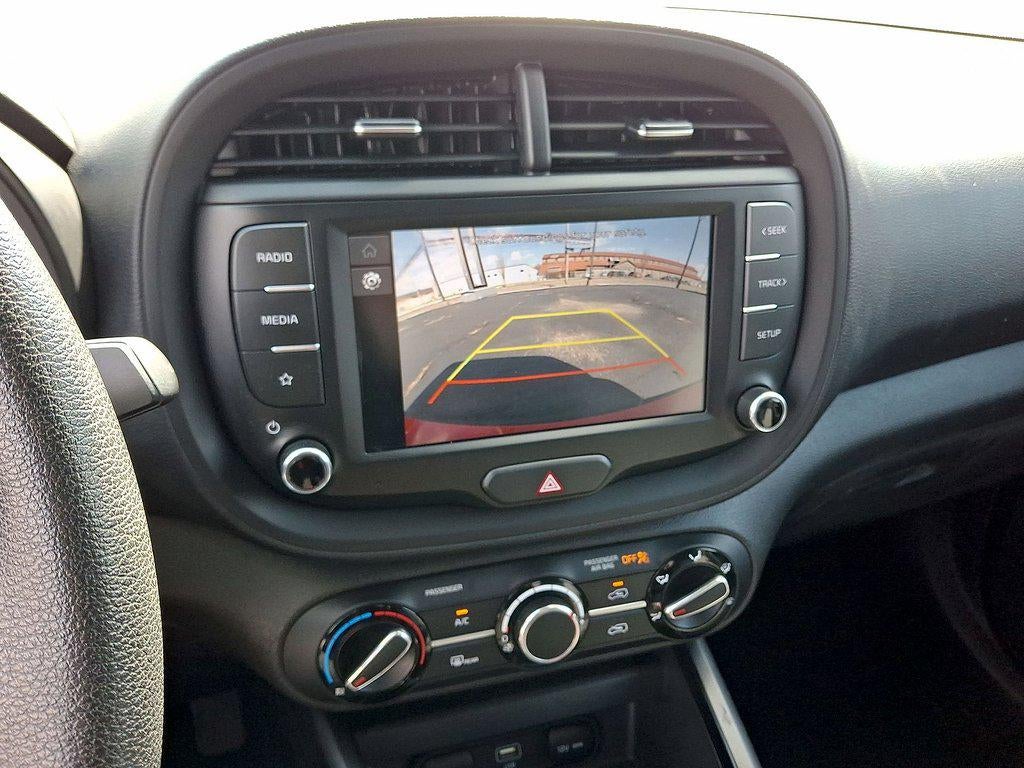 2023 Kia Soul LX - Photo 15