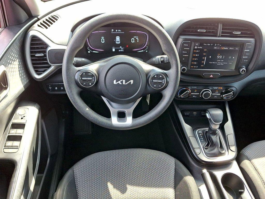 2023 Kia Soul LX - Photo 20