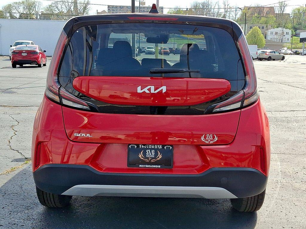 2023 Kia Soul LX - Photo 22