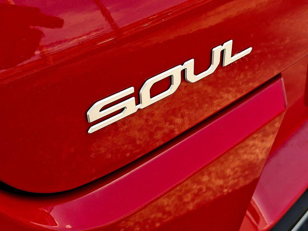 2023 Kia Soul LX - Photo 23