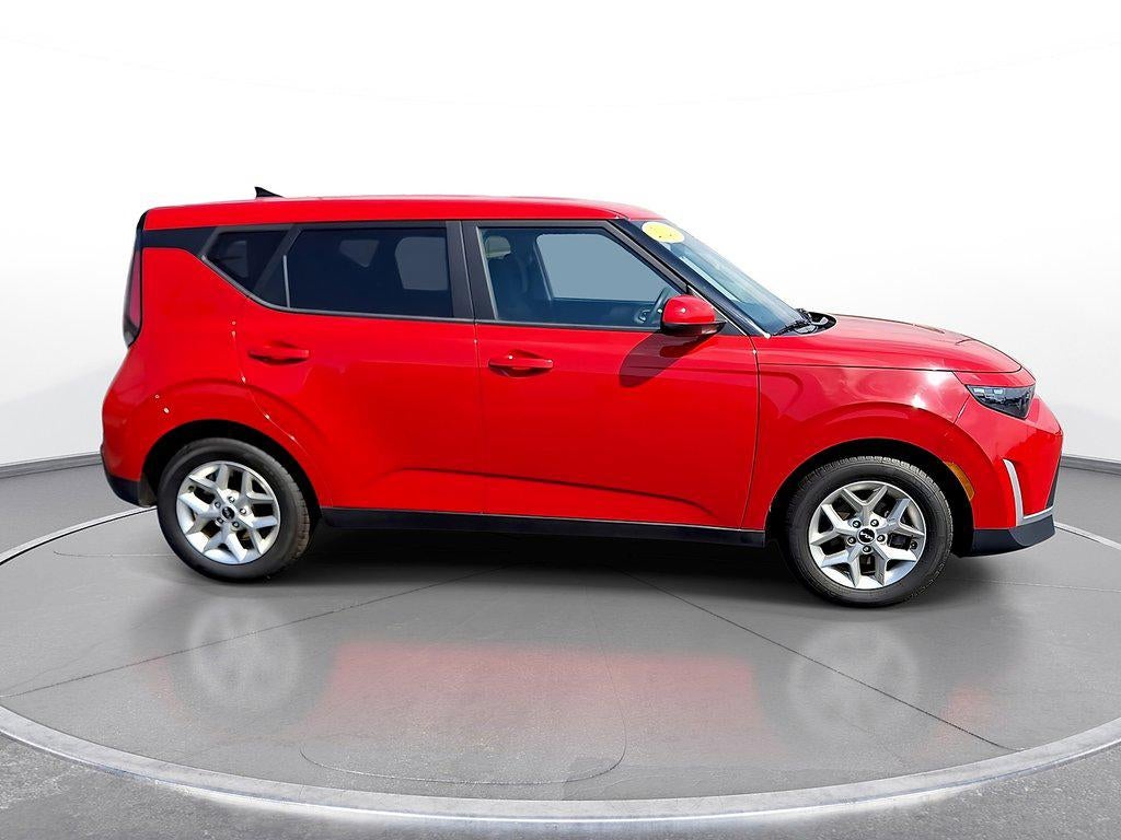 2023 Kia Soul LX - Photo 9