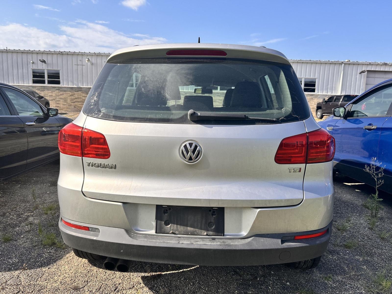 2016 Volkswagen Tiguan S