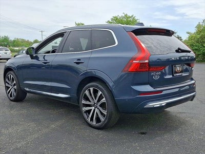 2023 Volvo XC60 Ultimate Bright Theme
