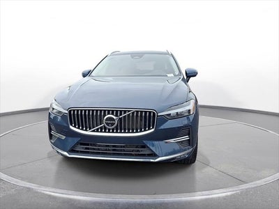 2023 Volvo XC60 Ultimate Bright Theme