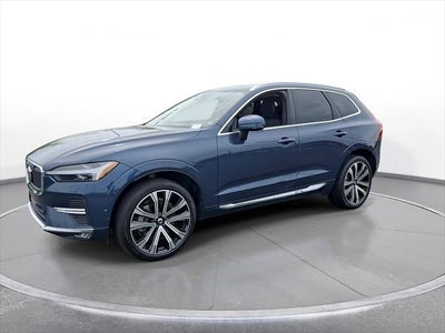 2023 Volvo XC60 Ultimate Bright Theme