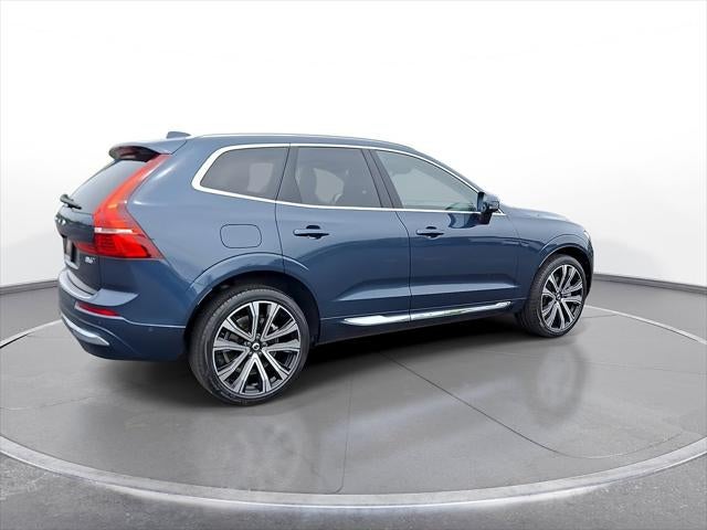 2023 Volvo XC60 Ultimate Bright Theme
