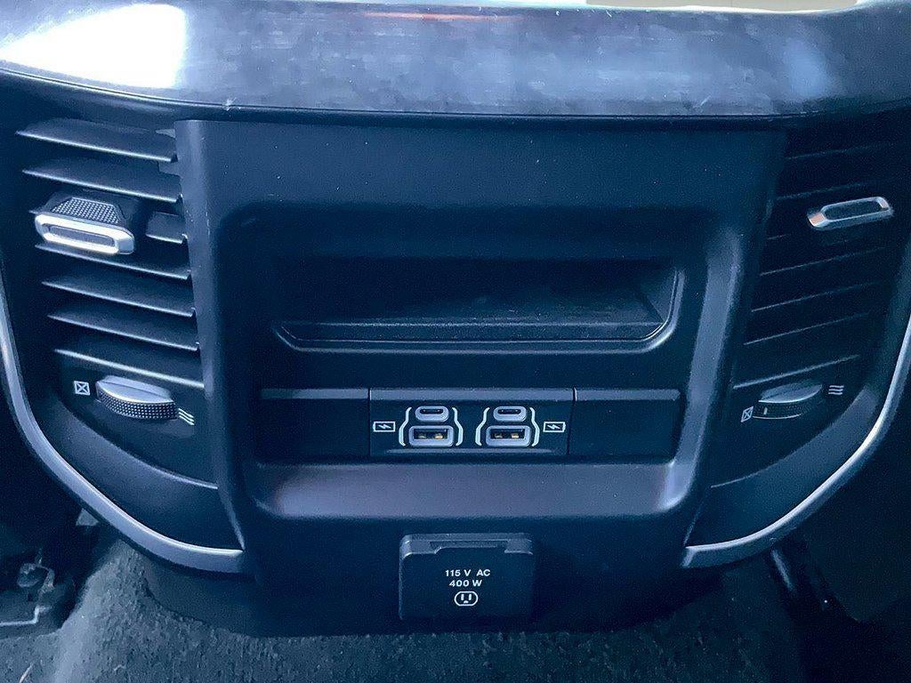 2022 RAM 1500 Big Horn Quad Cab 4x4 6'4' Box