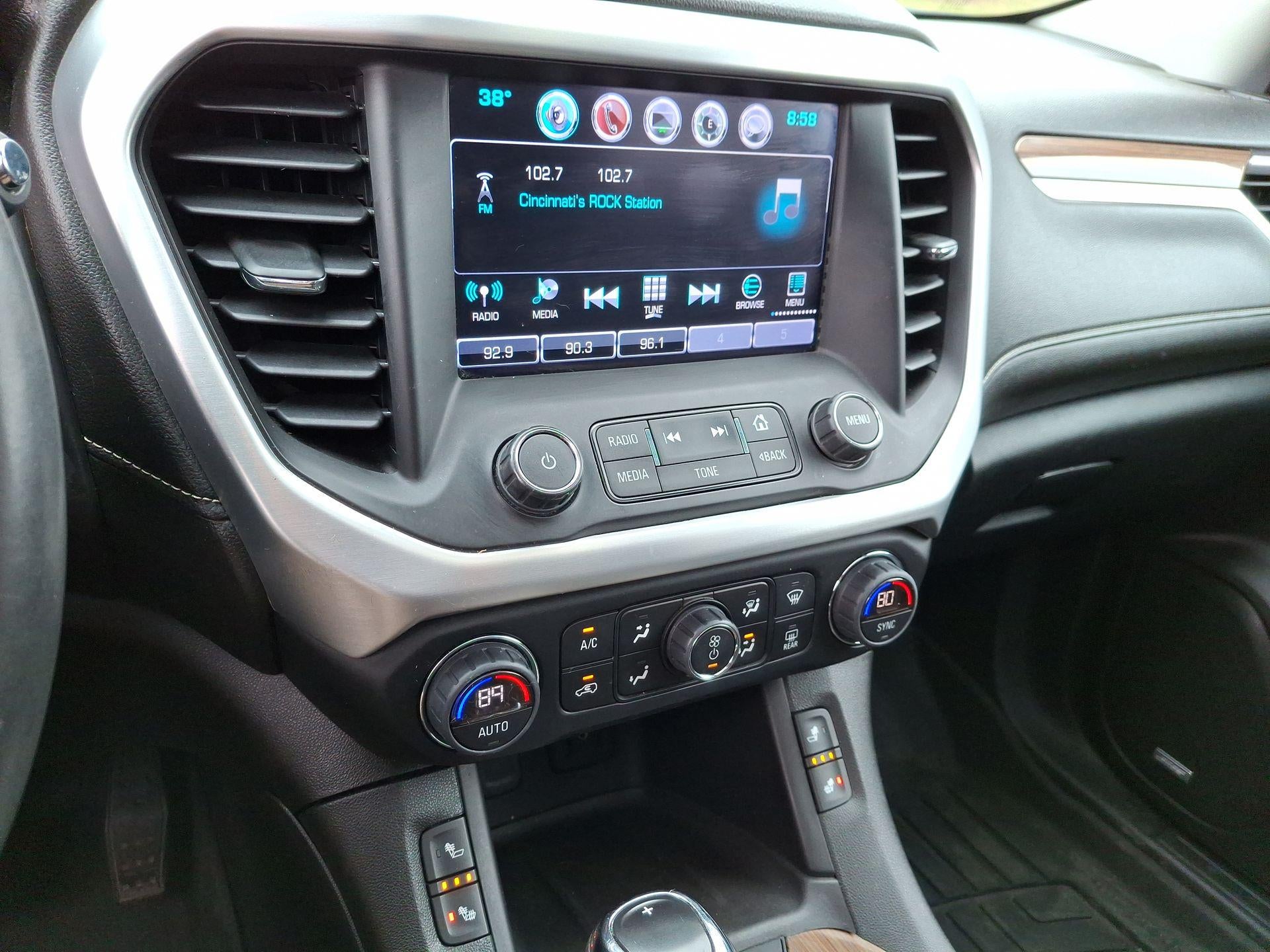 2017 GMC Acadia SLE-2