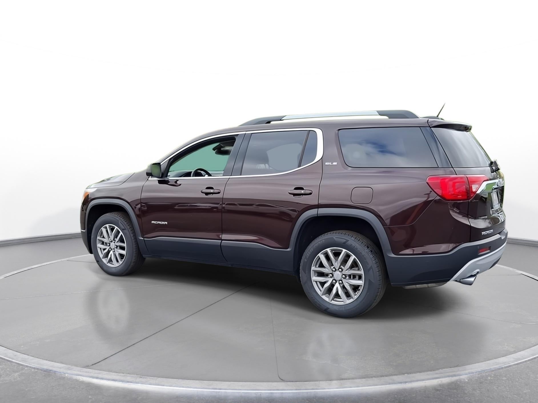 2017 GMC Acadia SLE-2