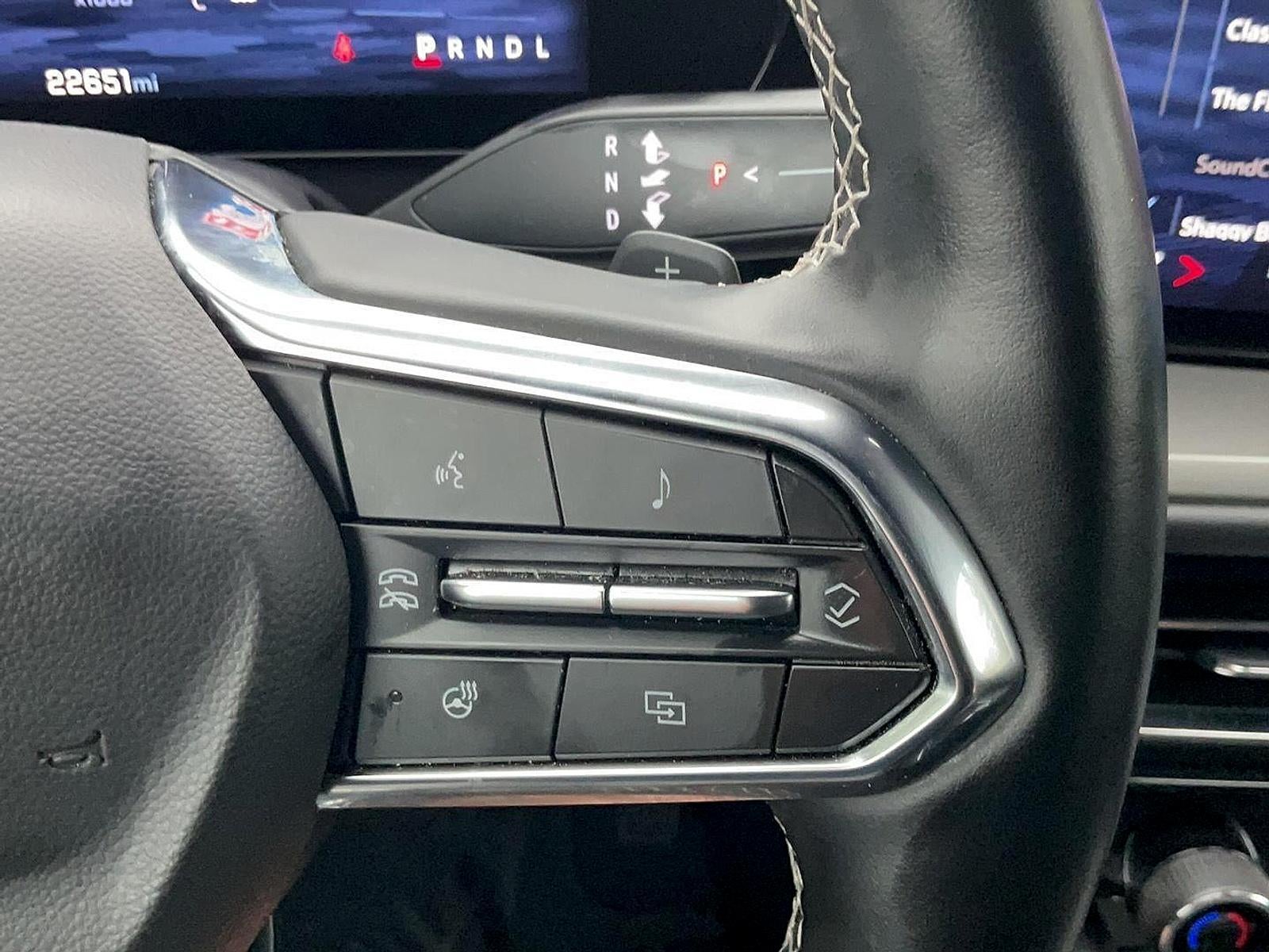 2025 Chevrolet Traverse FWD LT