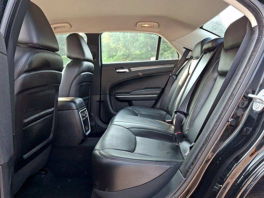 2021 Chrysler 300 Touring L AWD