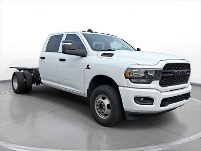 2023 RAM 3500 Chassis Tradesman/SLT/Laramie/Limited