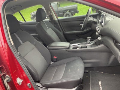 2024 Nissan Sentra SV Xtronic CVT