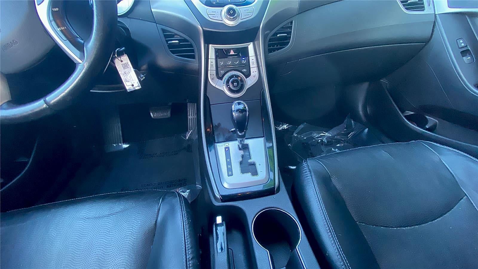 2011 Hyundai Elantra Limited (Ulsan Plant)