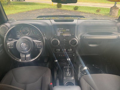 2016 Jeep Wrangler Unlimited 4WD 4dr Sport