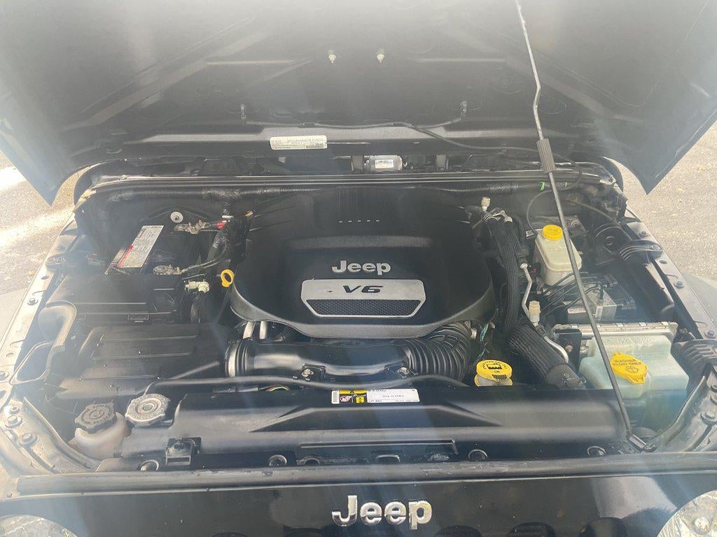 2016 Jeep Wrangler Unlimited 4WD 4dr Sport