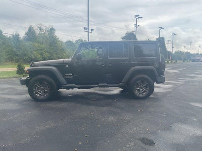 2016 Jeep Wrangler Unlimited 4WD 4dr Sport