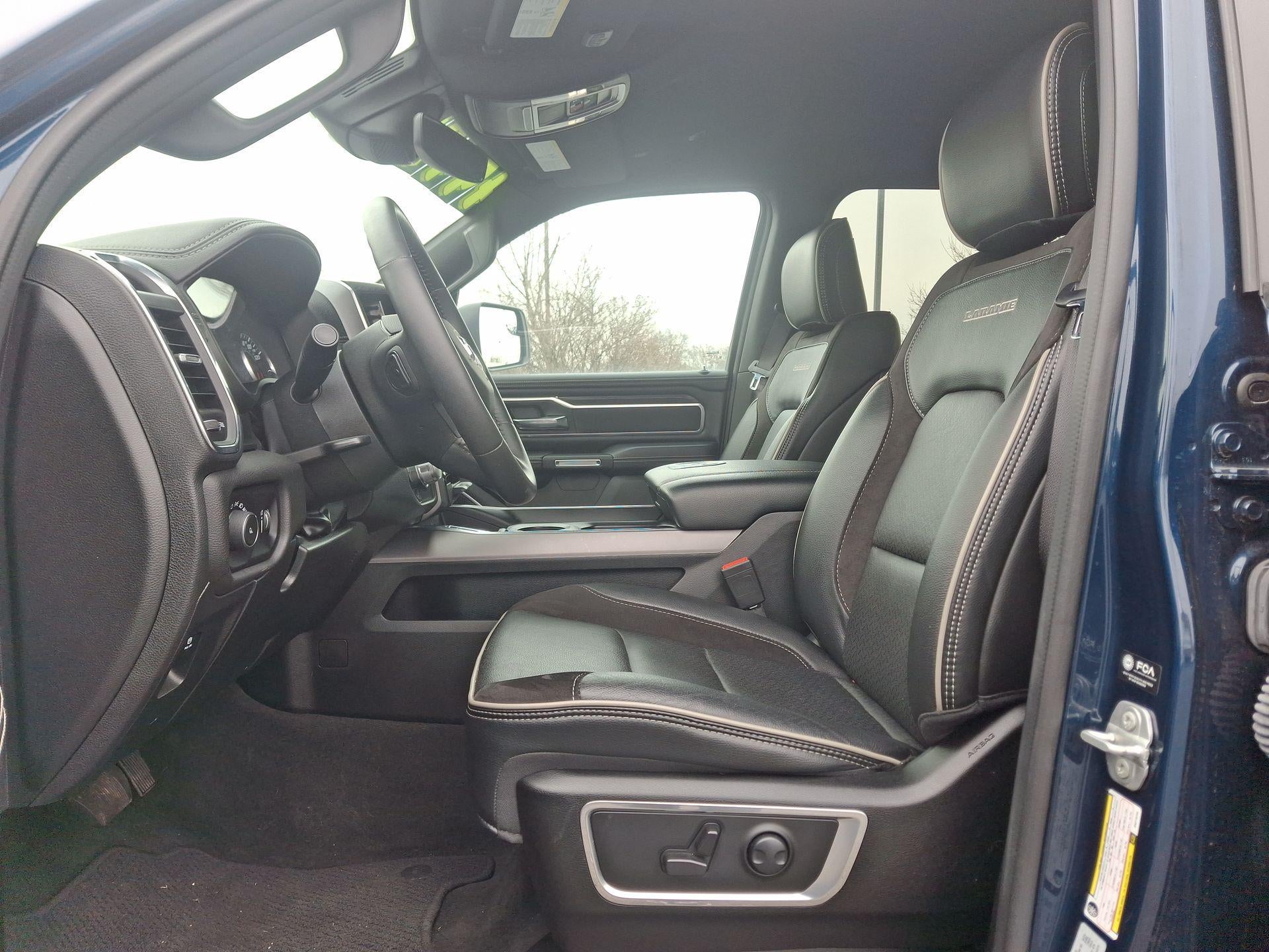 2024 RAM 1500 Laramie Crew Cab 4x2 57' Box