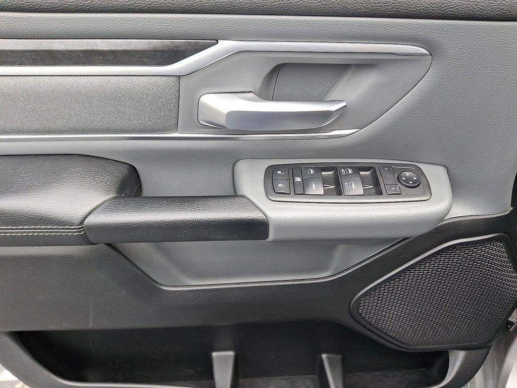 2020 RAM 1500 'Big Horn 4x4 Quad Cab 64'' Box'