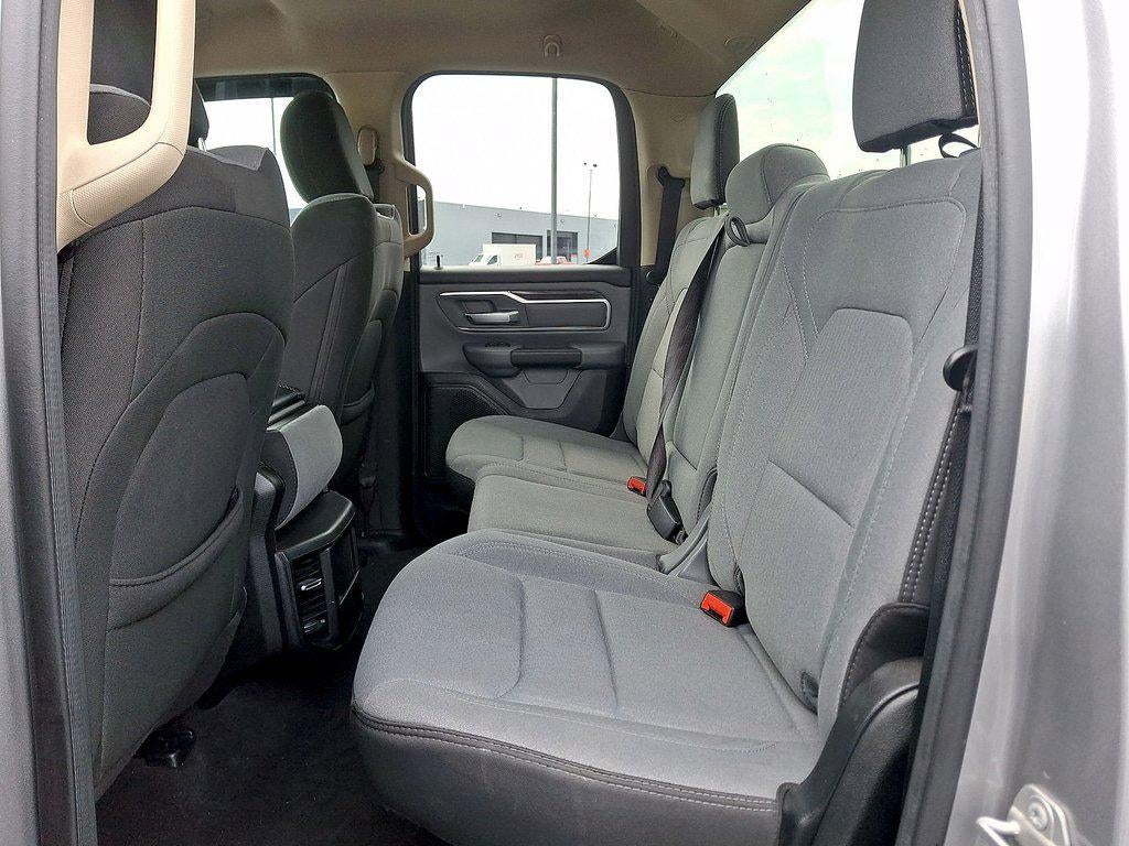 2020 RAM 1500 'Big Horn 4x4 Quad Cab 64'' Box'