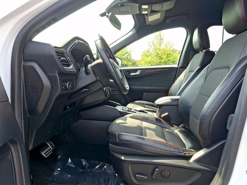 2023 Ford Escape ST-Line Select AWD
