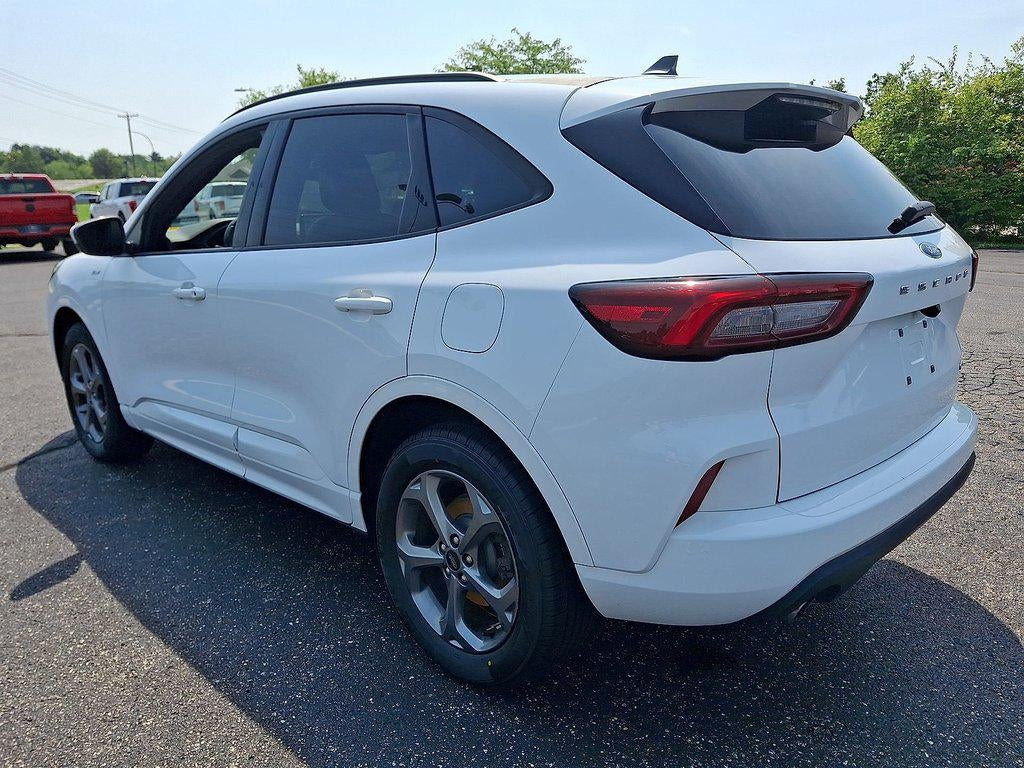 2023 Ford Escape ST-Line Select AWD