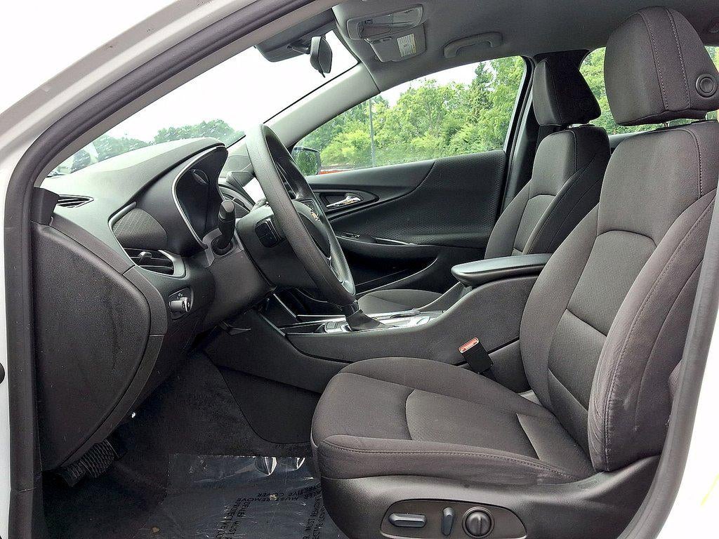 2022 Chevrolet Malibu 4dr Sdn LS w/1FL