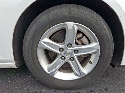2022 Chevrolet Malibu 4dr Sdn LS w/1FL