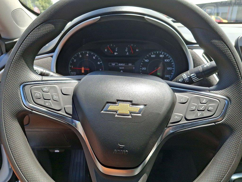 2022 Chevrolet Malibu 4dr Sdn LT