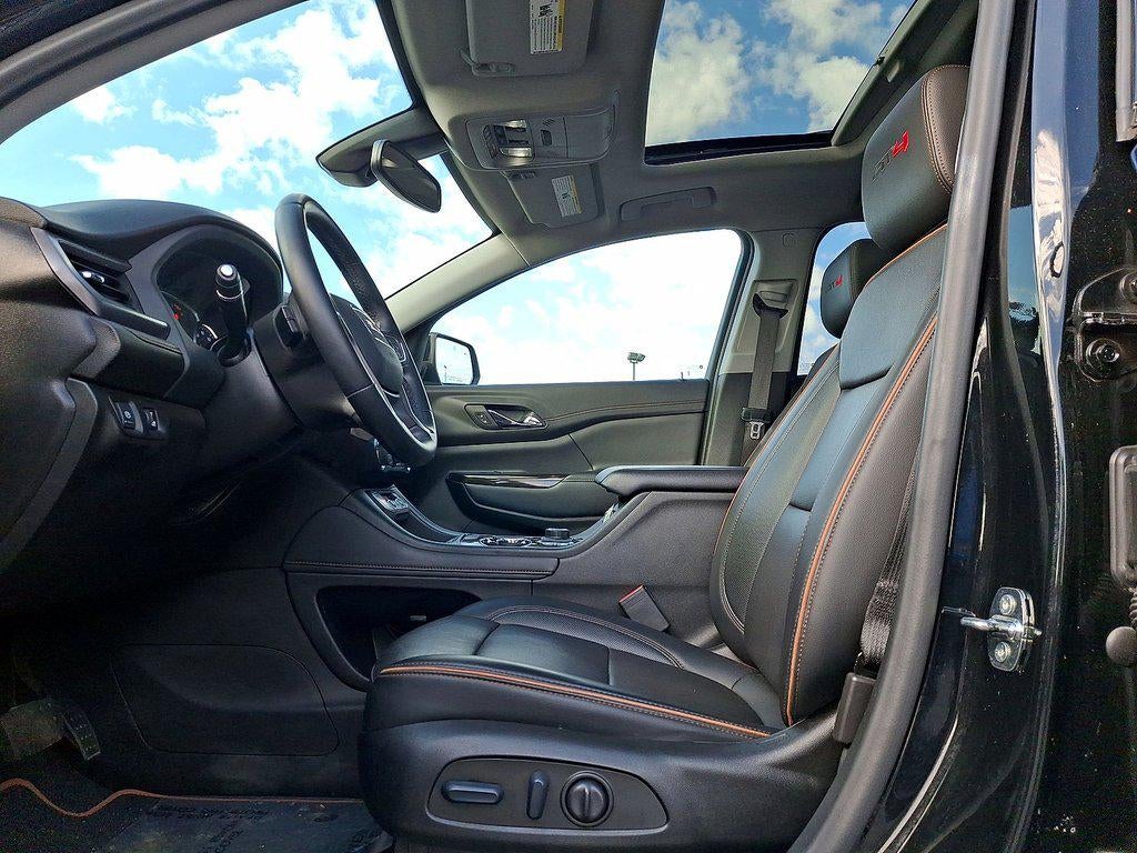 2023 GMC Acadia AWD AT4