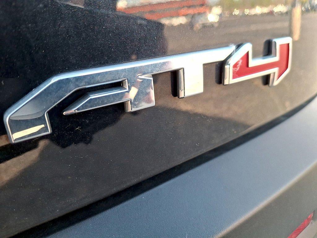 2023 GMC Acadia AWD AT4