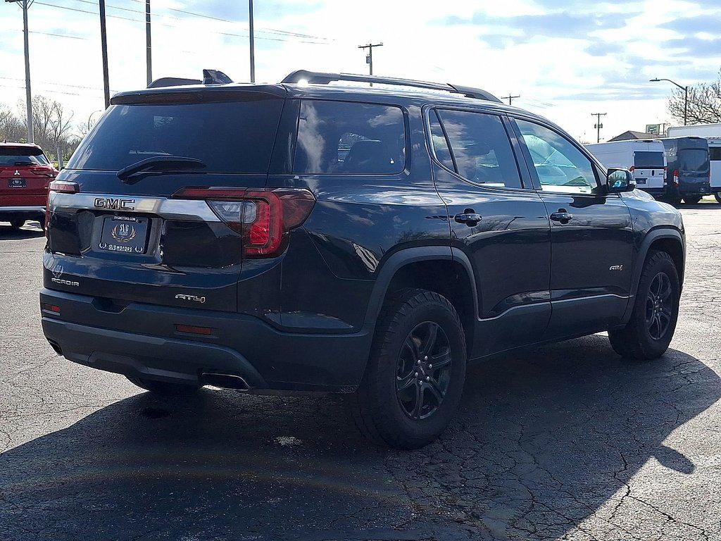 2023 GMC Acadia AWD AT4