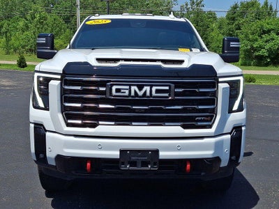 2025 GMC Sierra 2500Hd '4WD Crew Cab 159'' AT4'