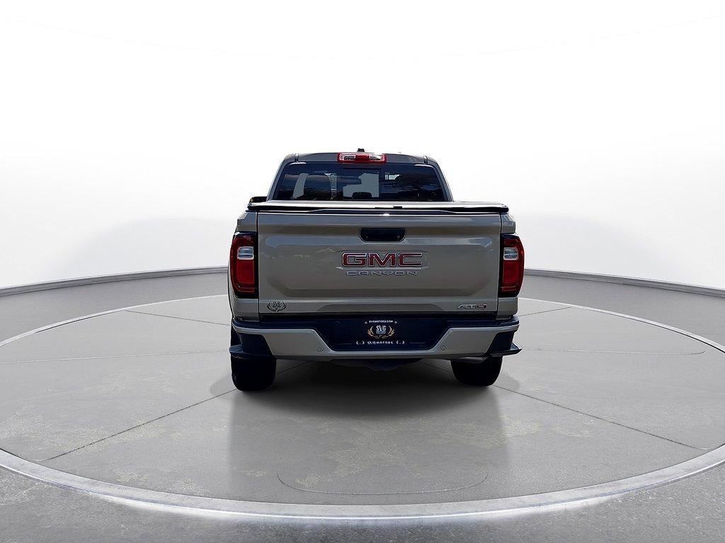 2023 GMC Canyon 4WD Crew Cab AT4