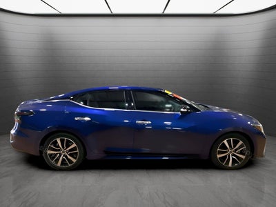 2023 Nissan Maxima SV