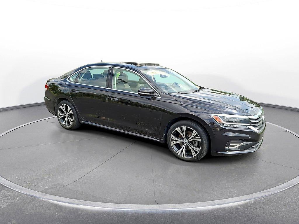 2022 Volkswagen Passat 2.0T SE Auto