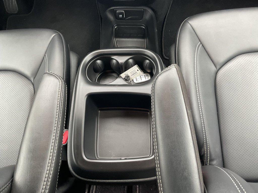 2025 Chrysler Pacifica Select FWD