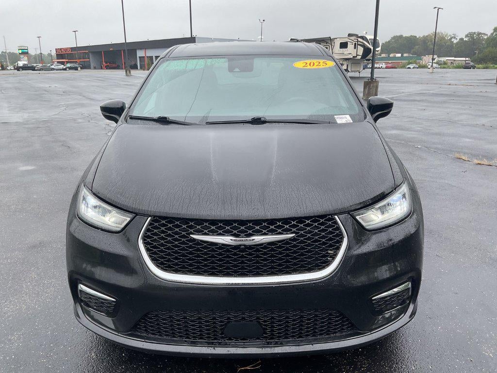 2025 Chrysler Pacifica Select FWD