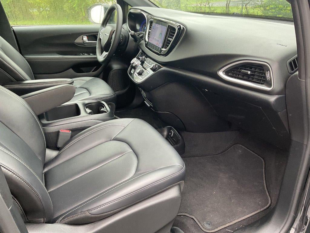 2025 Chrysler Pacifica Select FWD
